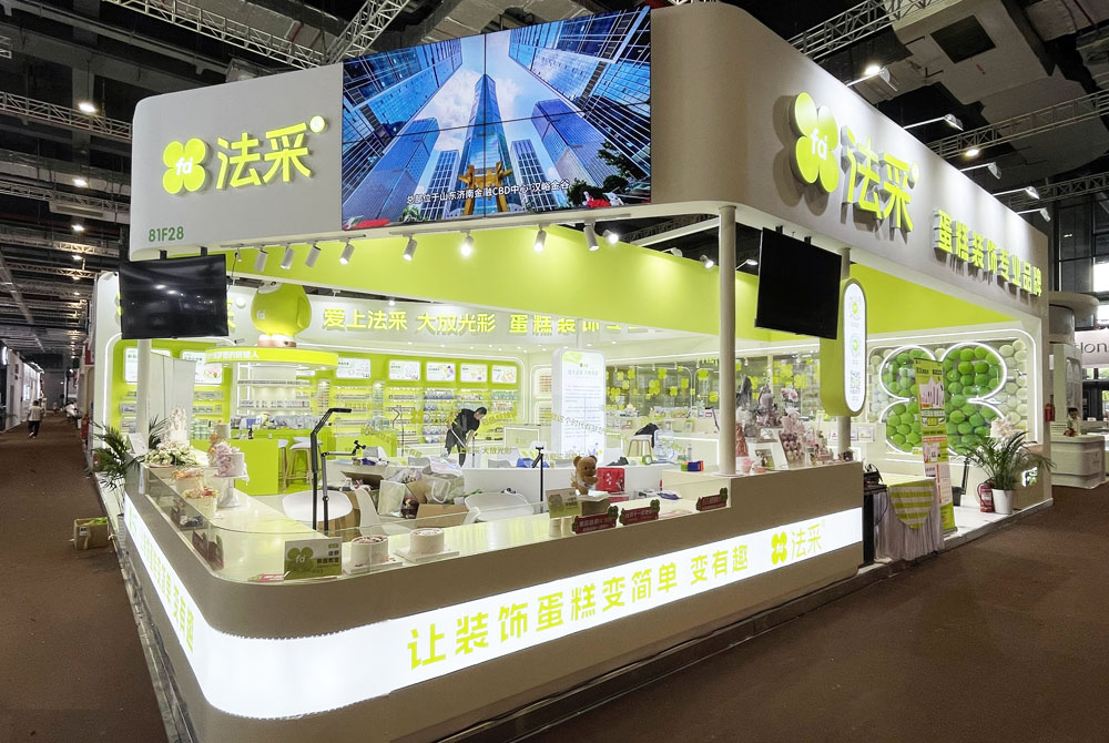 如何通過展位設計來提升品牌形象和吸引潛在客戶?